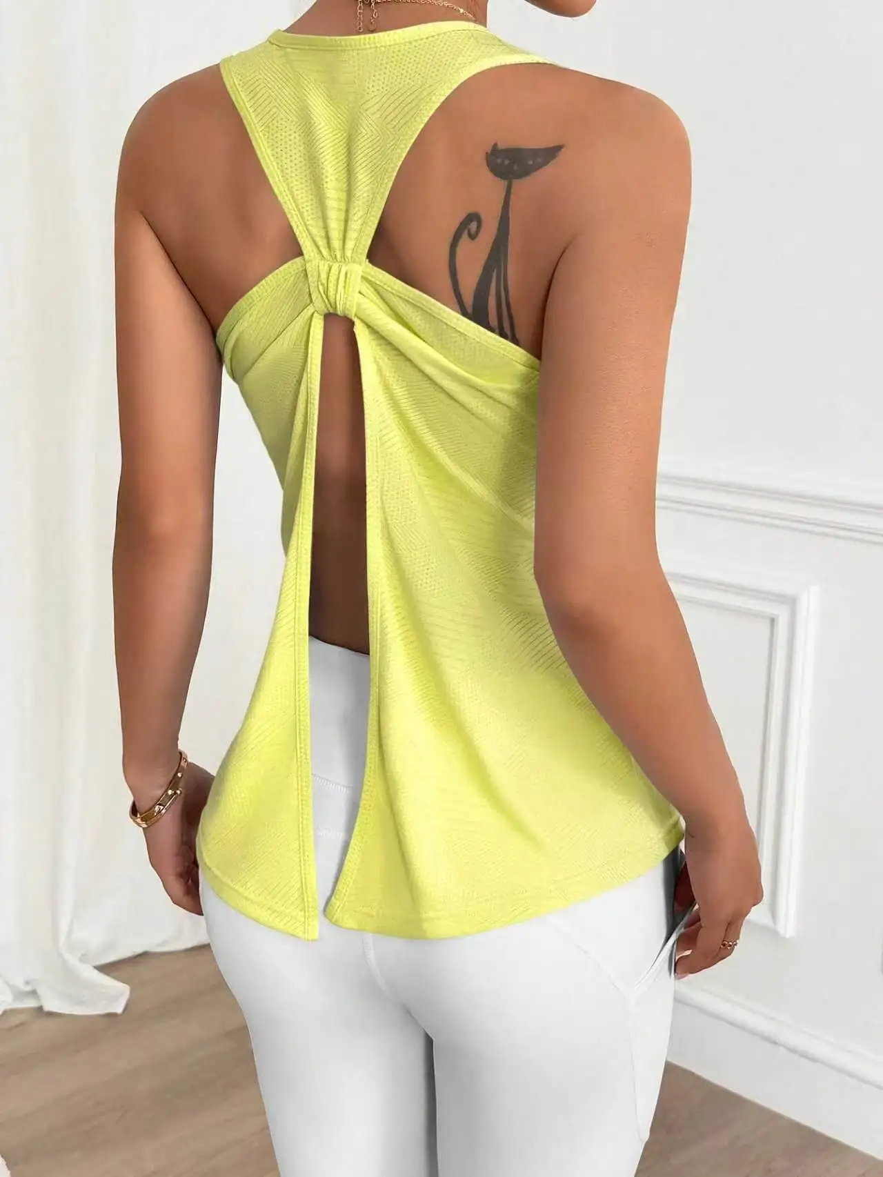 Summer Women's Sports Casual Vest, with a Knotted Back Design, Close-Fitting, Comfortable, and Quick-Drying
