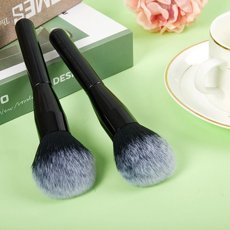 ~1PC Professional Powder Fundation Makeup Brush Large Blush Women Cosmetic Tool Fluffy Soften Fiber Hair Blush.