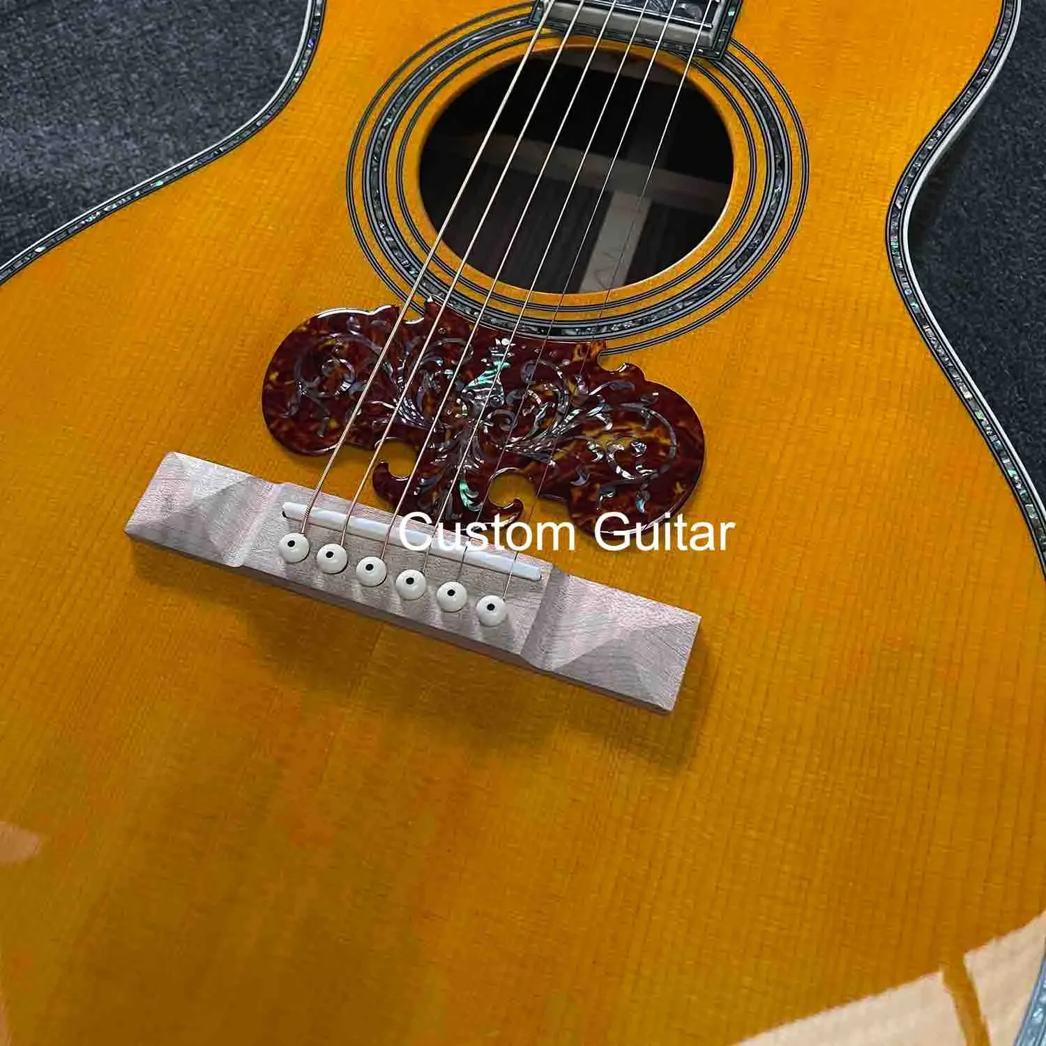 Custom OOO Body Solid Rosewood Back Side Acoustic Guitar with Customized Pickguard and Bridge, Accept Guitar OEM
