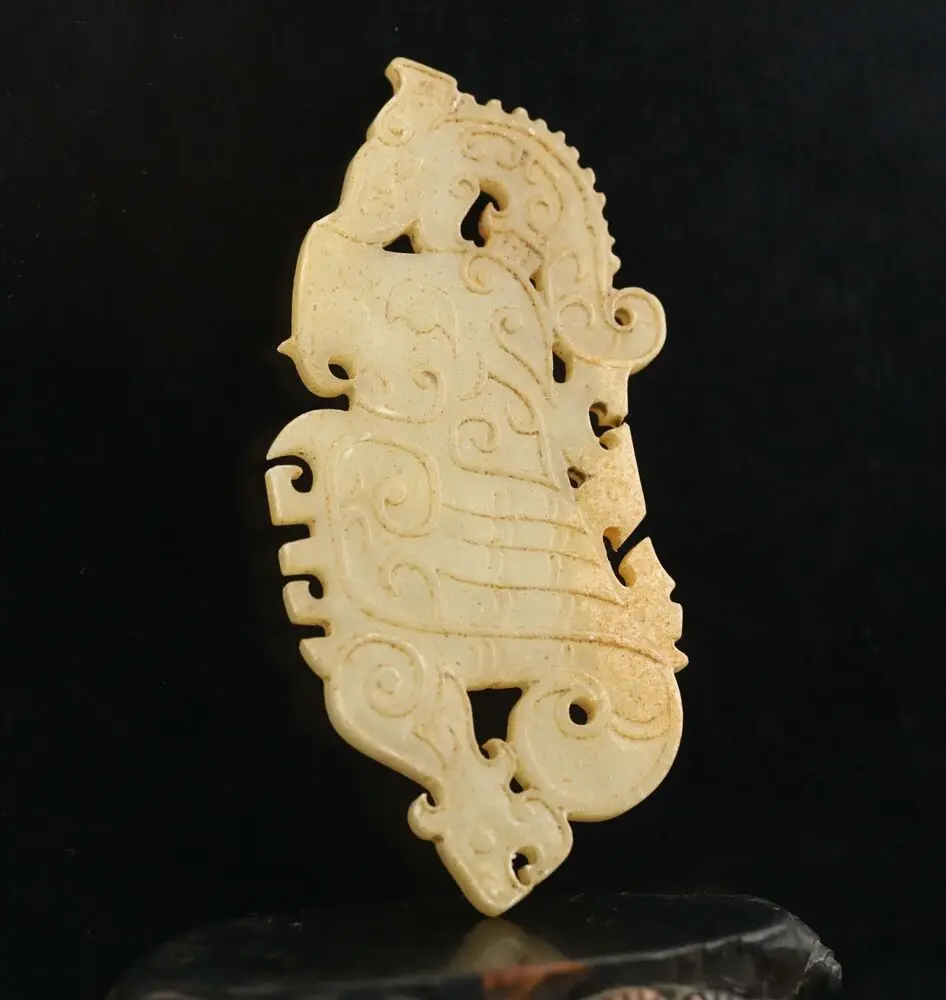 Old natural jade hand-carved statue of  dragon pendant