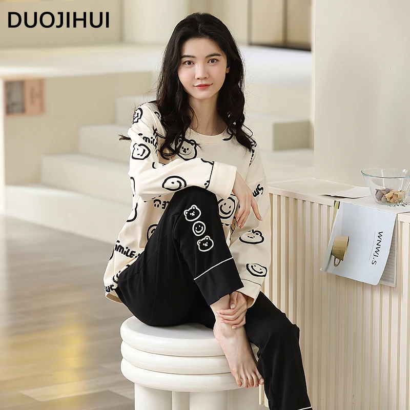 Duojihui Tweedelige Eenvoudige Chique Print Dames Pyjama Set Herfst Nieuwe Mode O-hals Pullover Losse Broek Casual Dames Nachtkleding