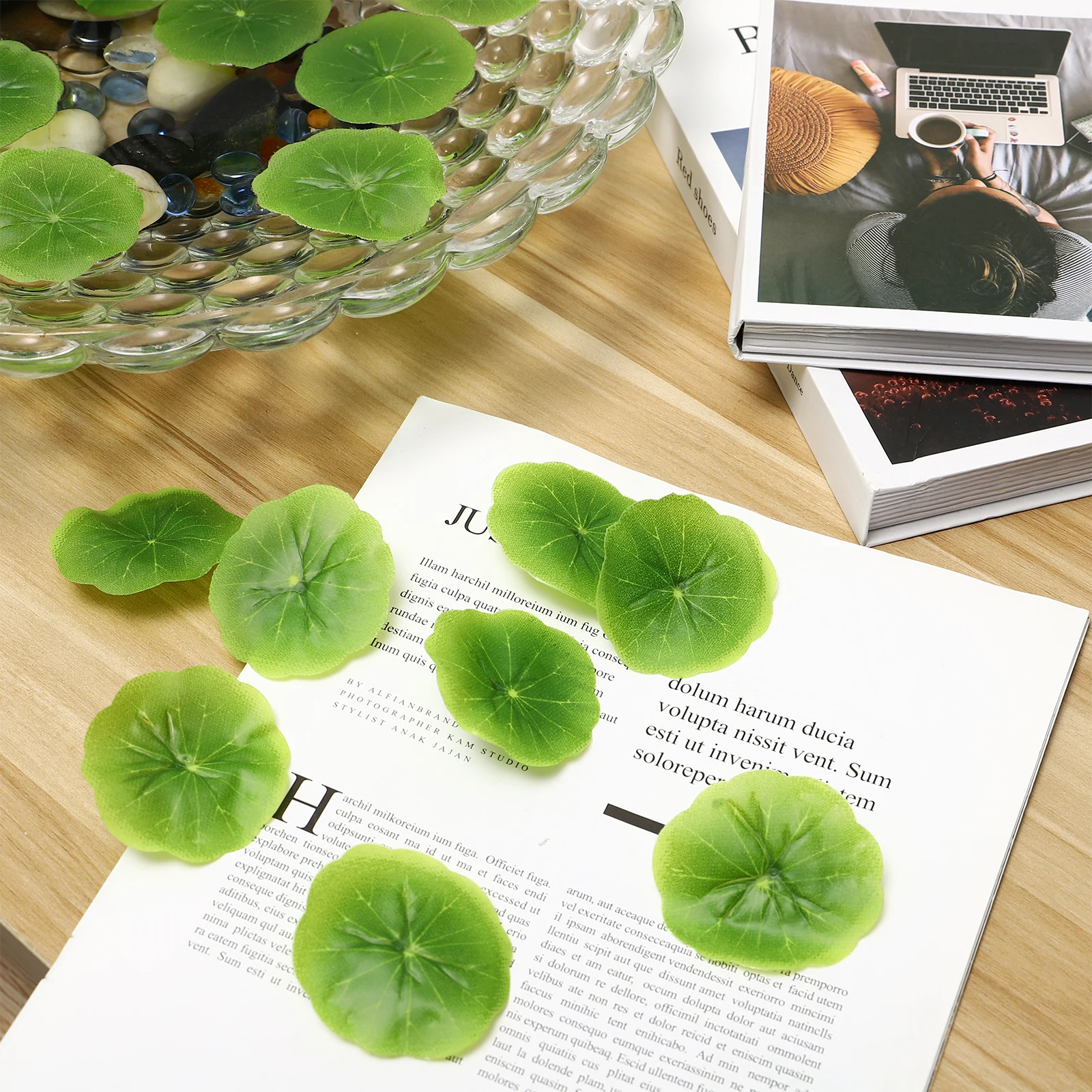 

30 Pcs Artificial Lotus Leaves Decorations Realistic Plastic Lily Pads for Pond Aquarium Garden Pool Tabletop Safe MaterialPlant