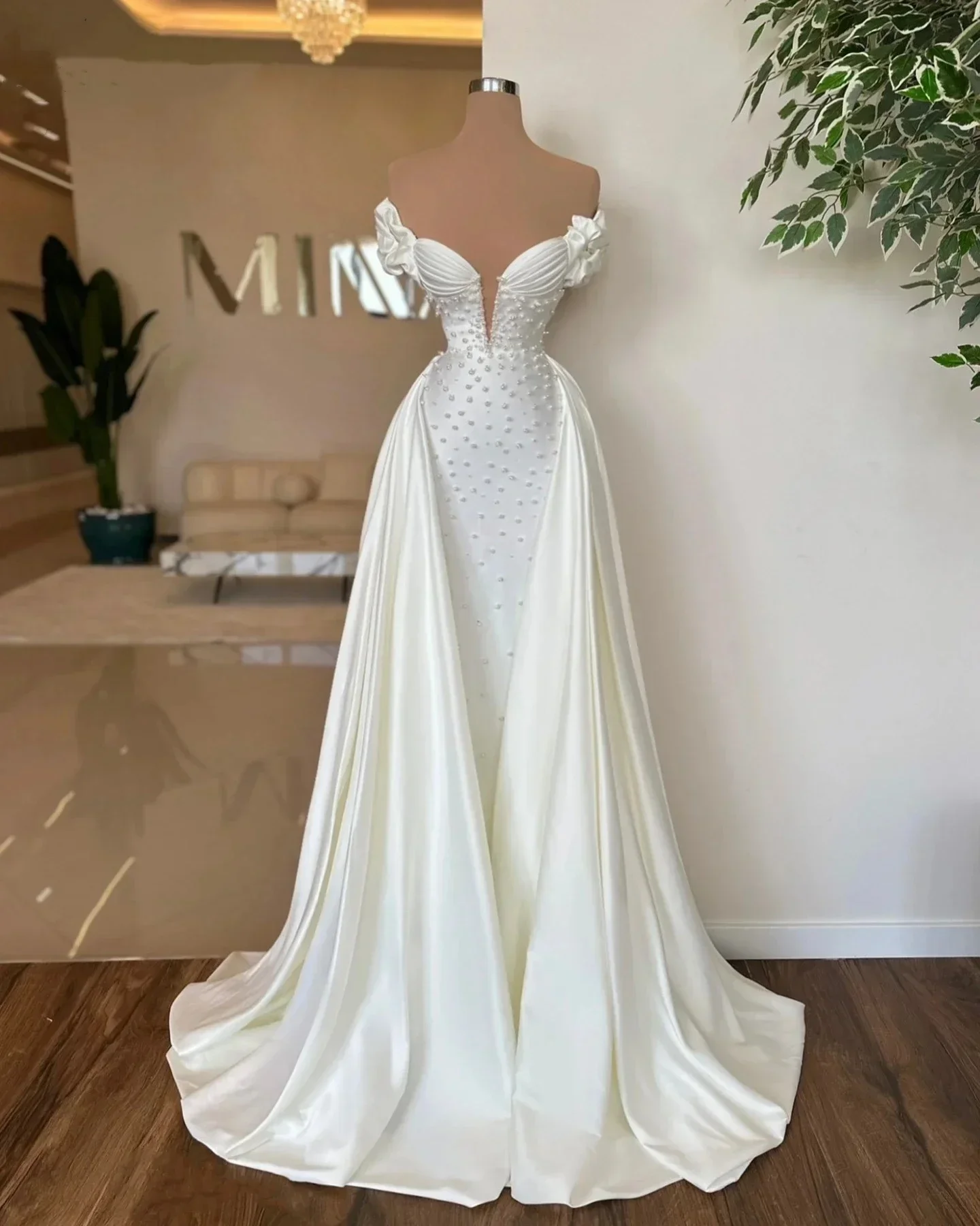 

Customized Mermaid Off the Shoulder Shinny Pearls Wedding Dress Prom Dress Vestidos De Novia Satin Detachable Train Bridal Gown