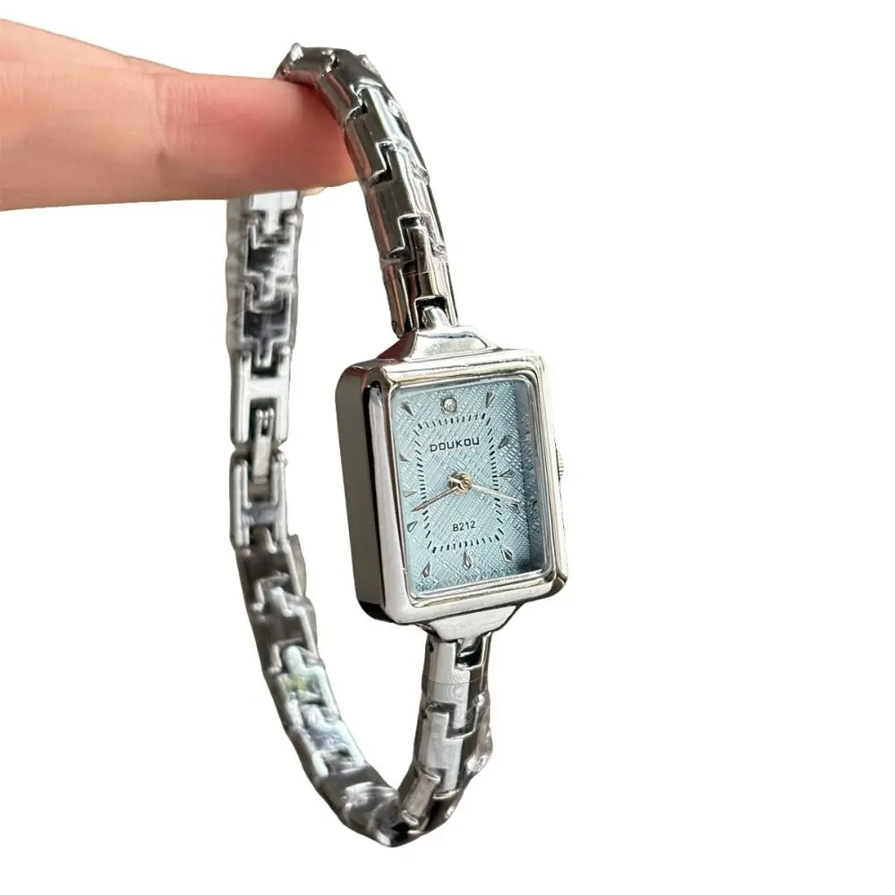 Vintage Square Dial Bracelet Watch Elegant Luxury Ladies Watch Gift Bracelet Strap Wristwatch for Women