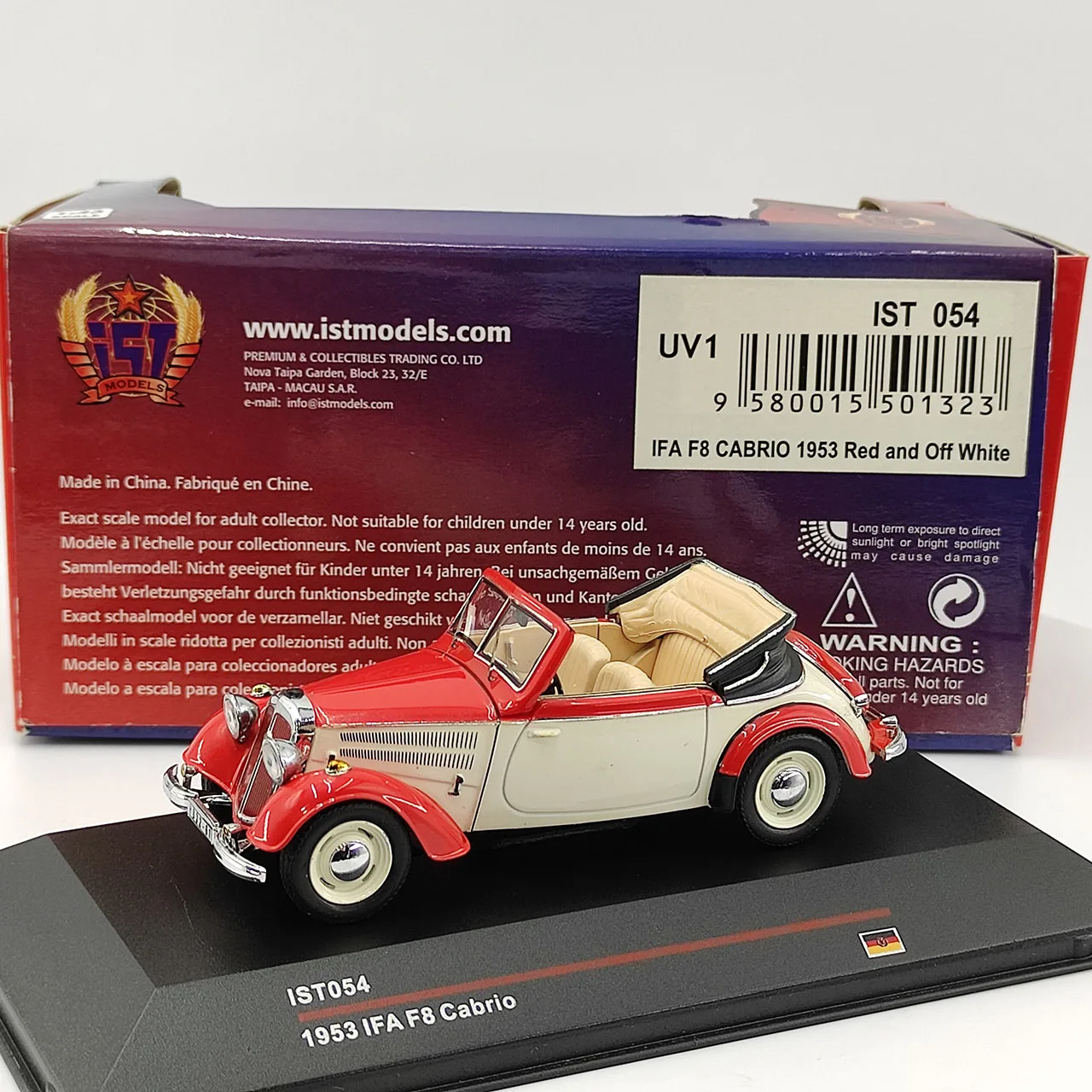 

Defect Diecast IST 1:43 Scale 1953 IFA F8 Vintage Convertible Alloy Car Model Collectible Toy Gift Souvenir Display Ornament