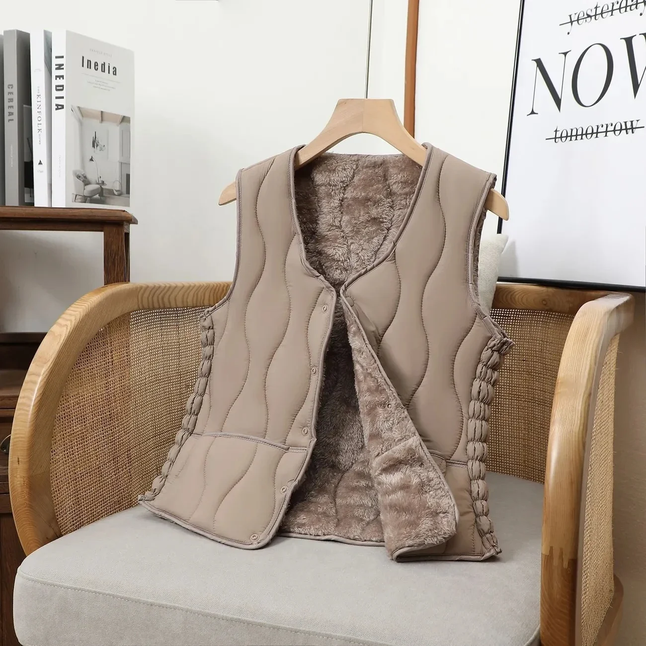 Autumn Winter Mother Knitted Cardigan Sweater Jacket Large Size Casual Thicken Zipper Sweater Coat Women High End Wool Overcoat