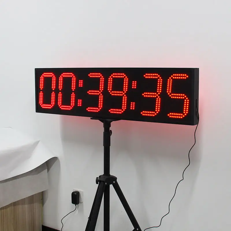 CHEETIE CP030 ساعة رقمية LED كبيرة الحجم خارجية تعرض علامة الوقت ودرجة الحرارة للقاعات الكبيرة