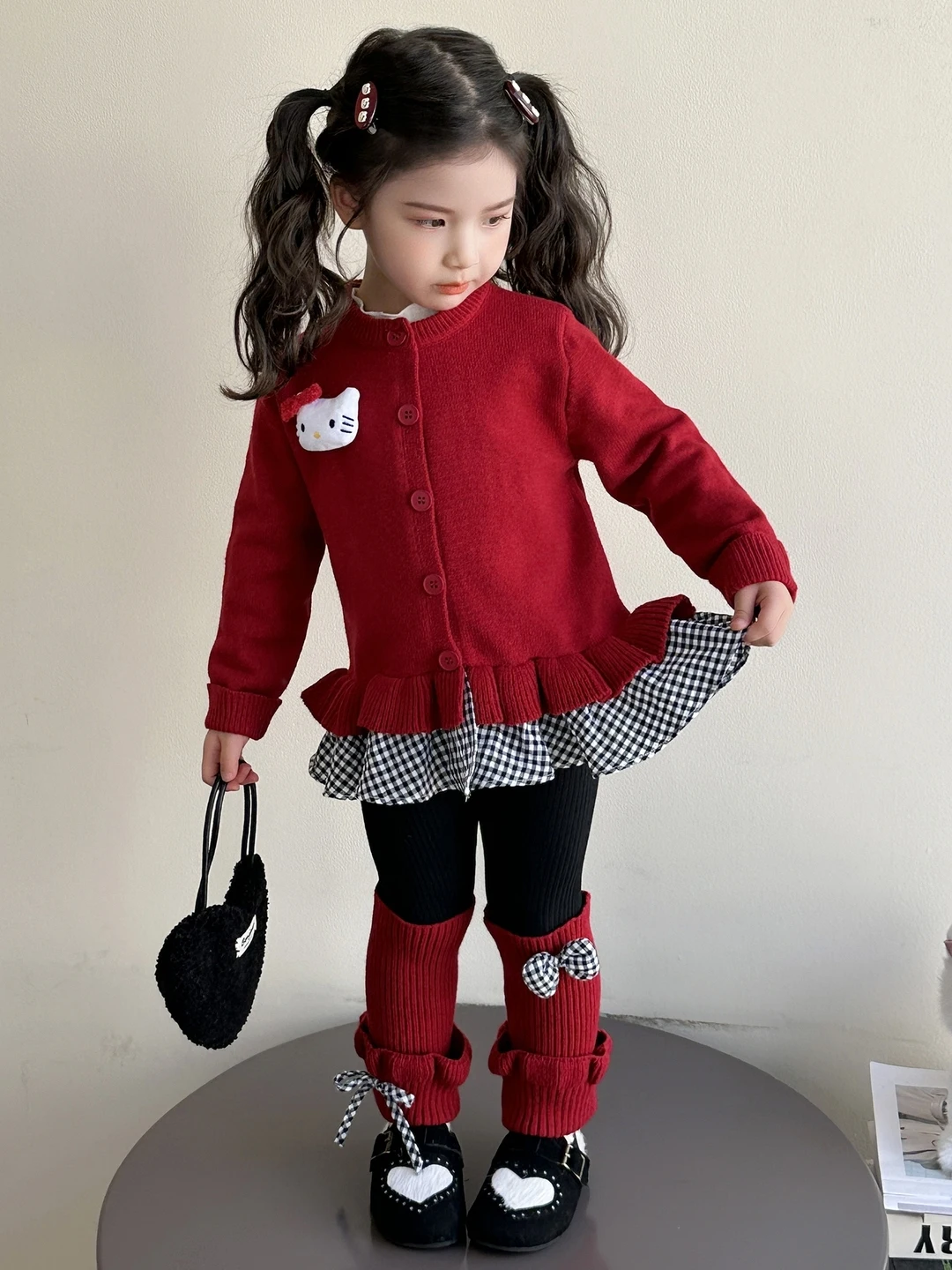 ชุดเสื้อสเวตเตอร์ลายการ์ตูนแบบสบายๆ สำหรับเด็กผู้หญิง พร้อมกางเกงขายาวระบายอากาศได้ดี ผ้าฝ้าย เหมาะสำหรับใส่ในฤดูใบไม้ร่วง