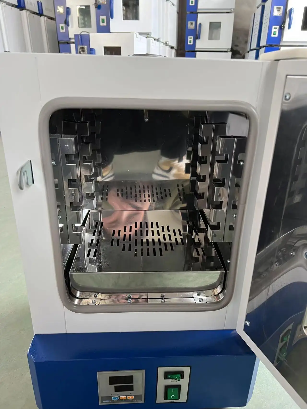 Kotak Perkecambahan Biji Kapal Baja Tahan Karat Inkubator Fermentasi Mikroba Suhu Konstan Elektro-termal Lab HN-25BS 220V 200W
