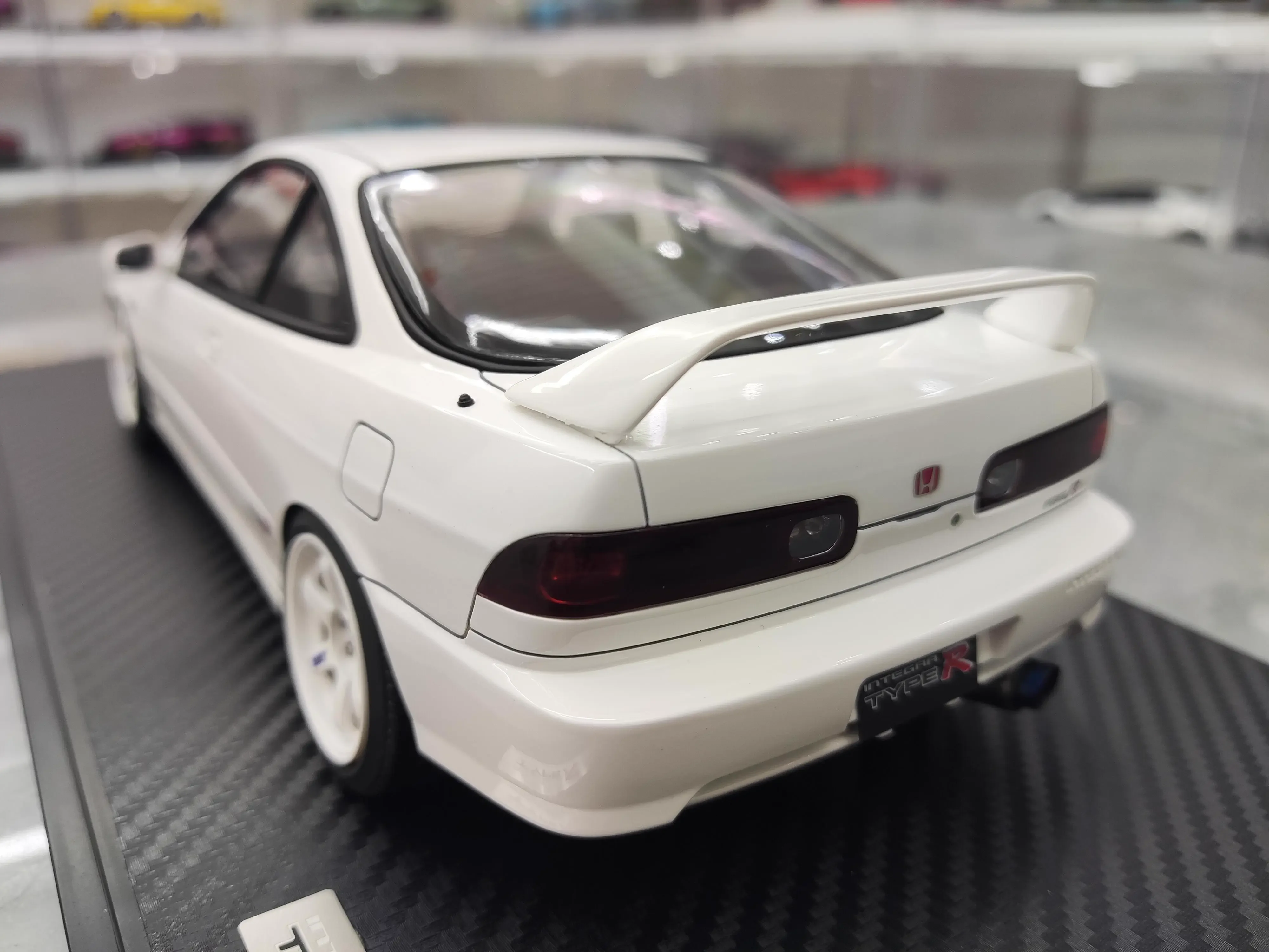 IG 1:18 DC2 INTEGRA TYPE R White JDM Simulation Limited Edition Resin Metal Static Car Model Toy Gift