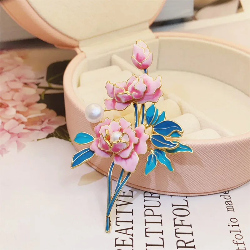 Chinese Style Cloisonne Enamel Peony Brooch For Women Elegant Faux Pearl Auspicious Lucky Flower Pin Coat Dress Accessory Gift