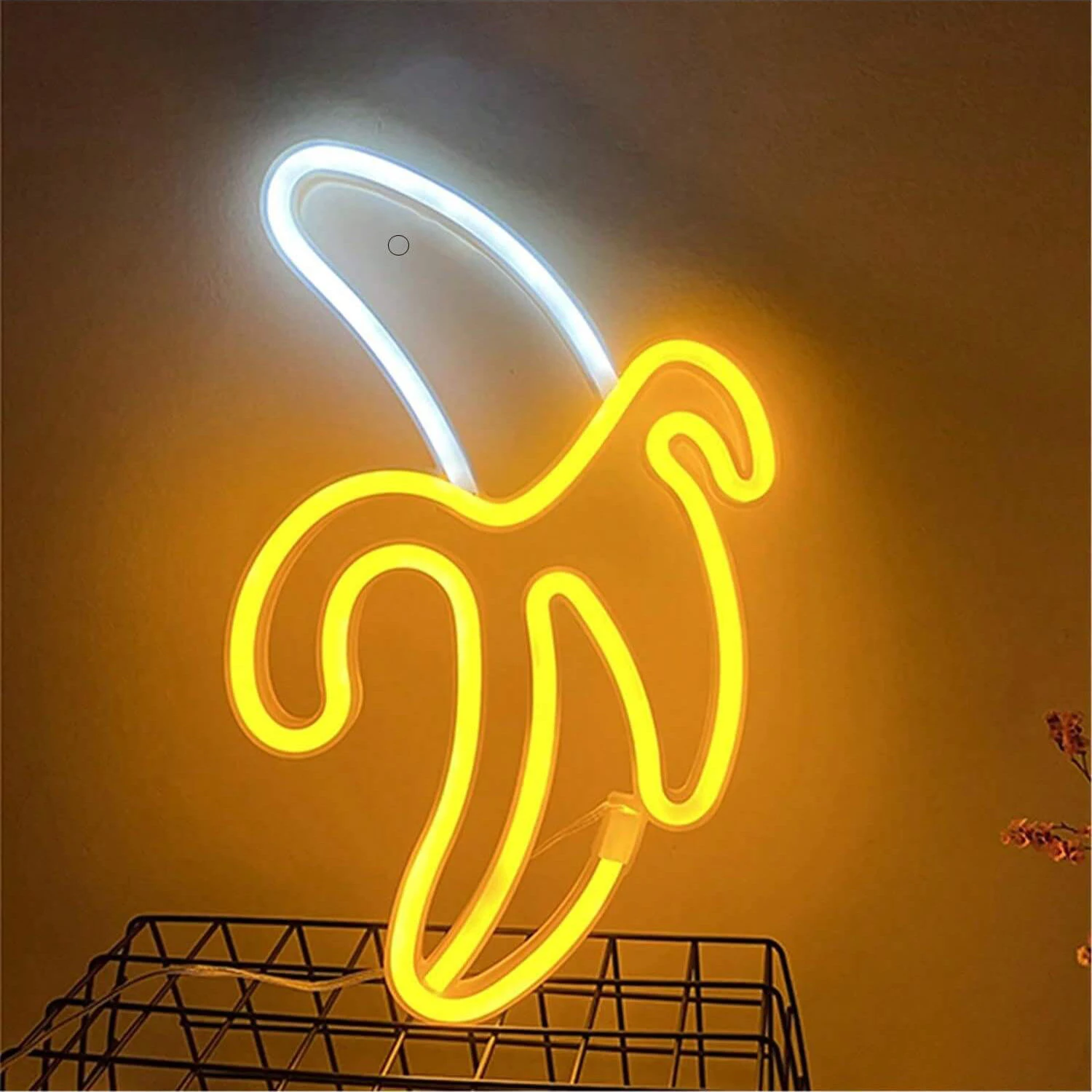 Banana Neon Night Light LED Neon Sign Table Decor Battery Powered Creative Lighting Light for Home Nursery Bedroom Party Summer