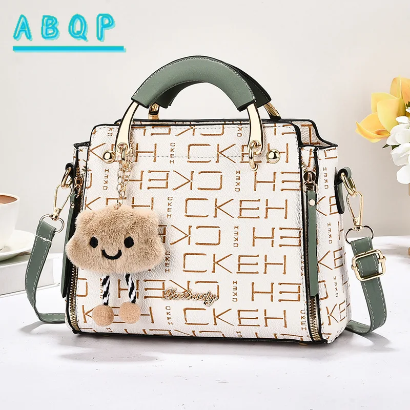 Women's Handbags Luxury Brand Personalized Fashion Women's Shoulder Crossbody Bag Large Capacity Casual Women's Bag High Quality