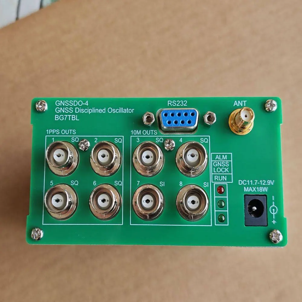 GNSSDO-4 10M High Precision 1PPS GNSS Disciplined Oscillator Beidou GPSDO 4-Channel Sinewave/Square Wave Output (S MA/BNC)