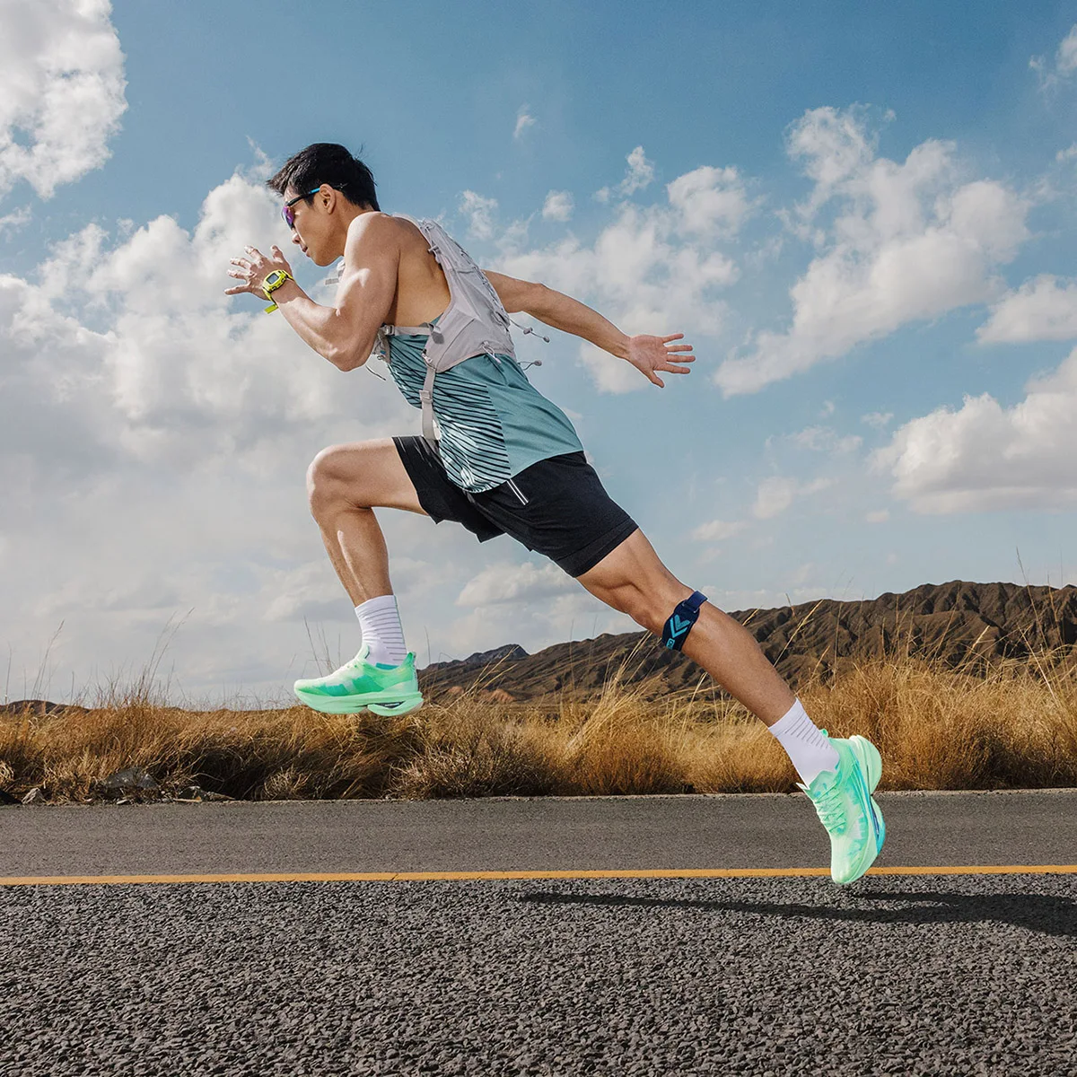 361 Degrees Furious 2.0 Men Women Running Sports Shoes Carbon Plate Racing Marathon Rebound Cushioning Male Sneakers 672432201