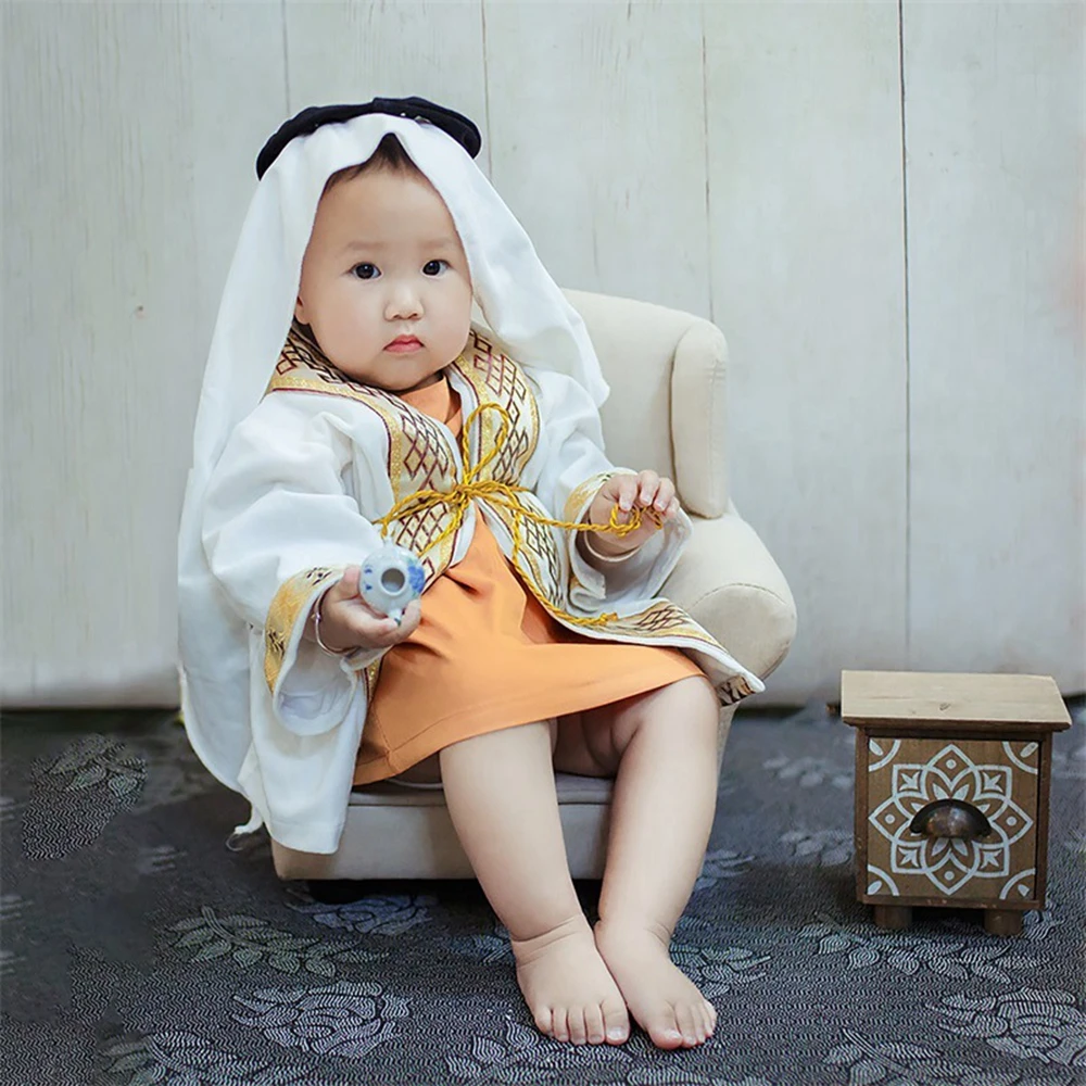 Newborn Photography Props BABI Boy Clothes Creative Mini Suitcase Luggage Baby Photo Props Accessories Store Arab Robe Costum