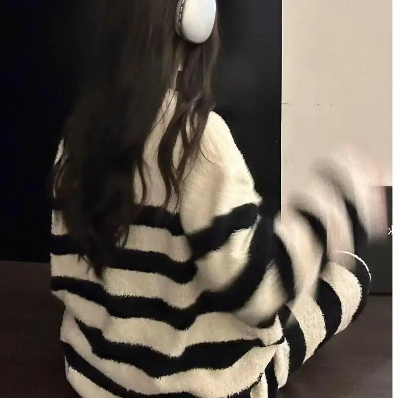 Korean version color blocking Women's pajamas Lazy style long sleeves winter Sleepwear new model coral fleece pants homewear