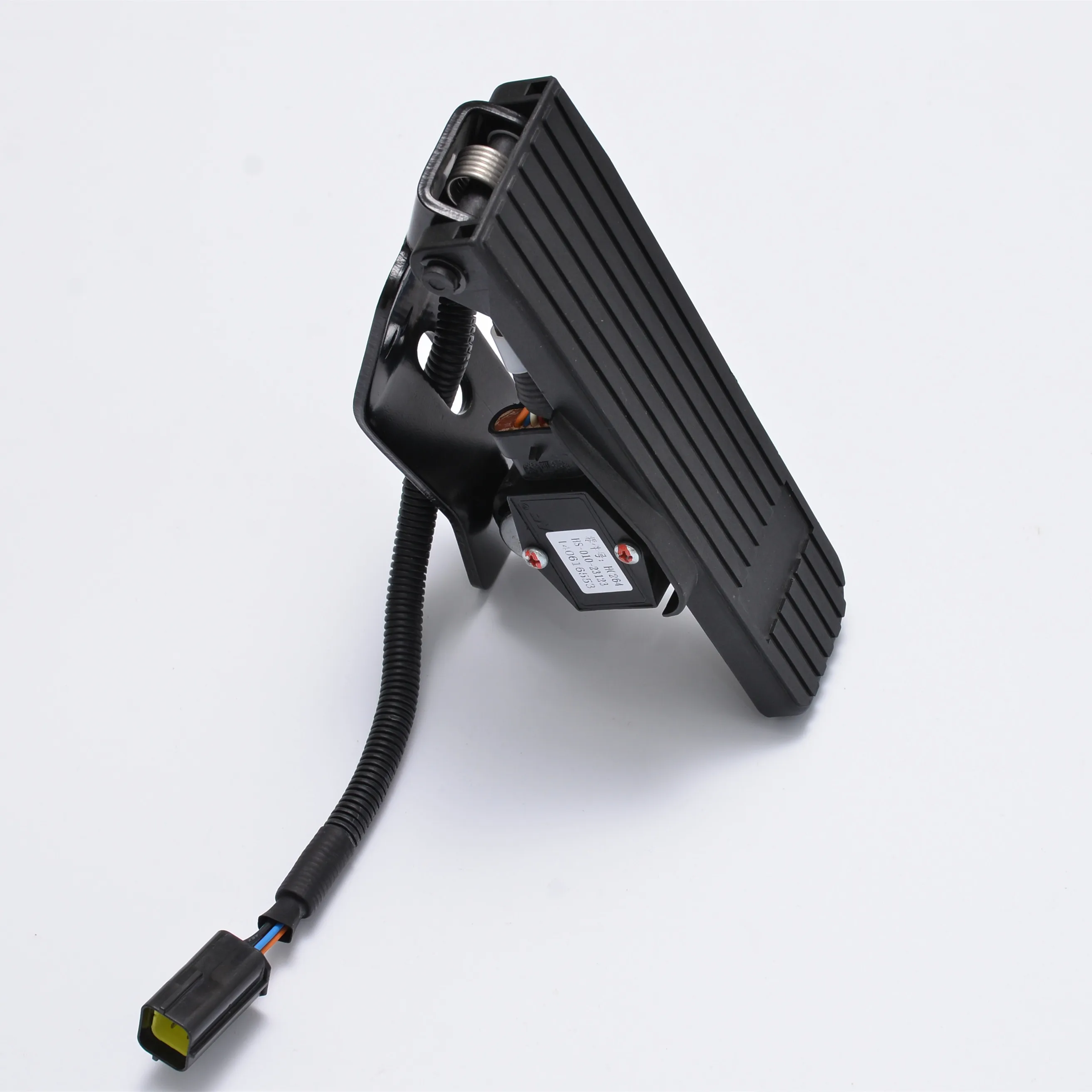 Quality New Wholesale Electronic Accelerator Throttle Pedal for S40 2010-2016