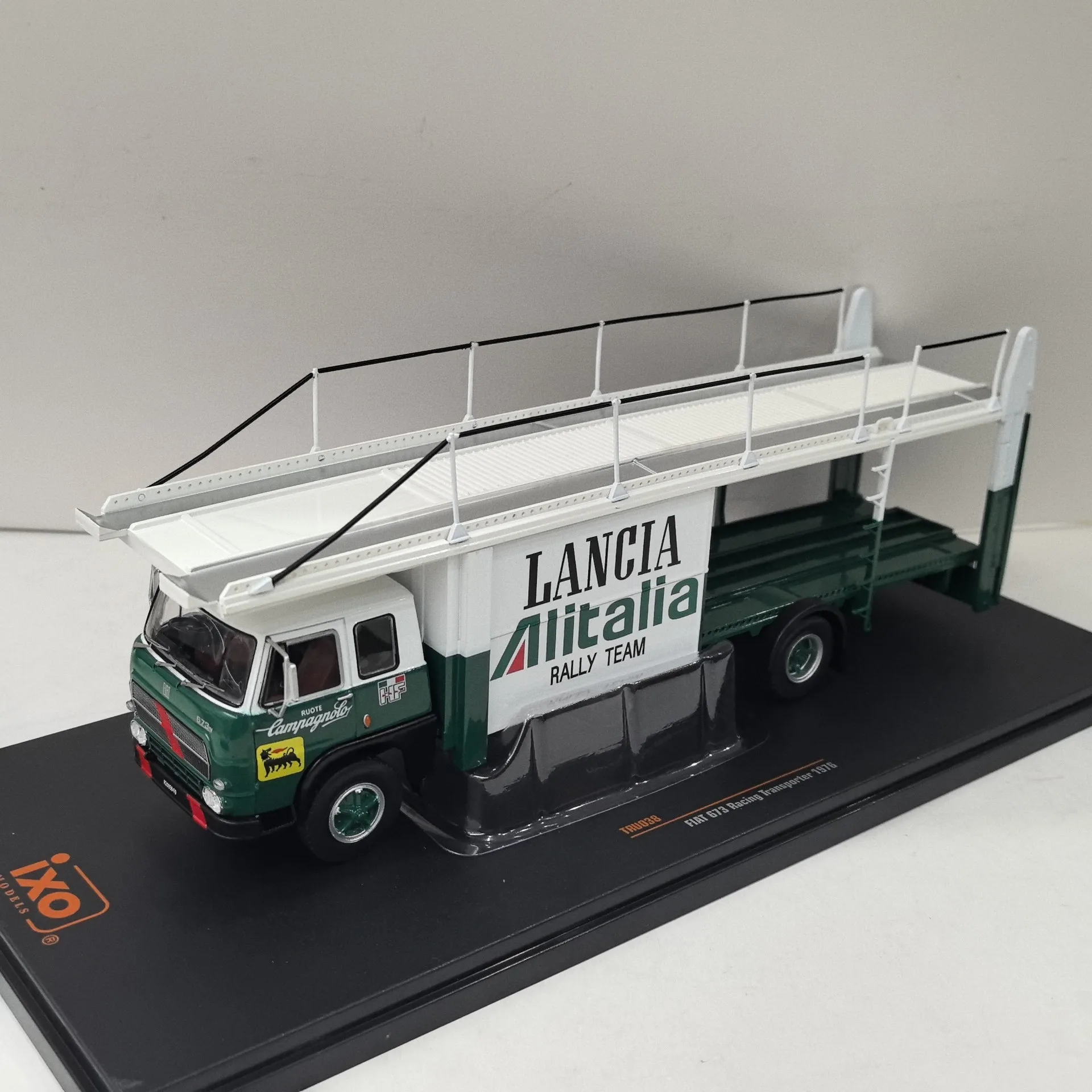 

Diecast IXO 1/43 Scale FIAT 673 TRANSPORTER 1976 LANCIA Alloy Car Model Collectible Toy Gift Souvenir Display