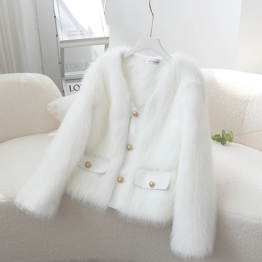 New High-end Small fragrant fur Coat For women 2026 Autumn/Winter New Imitating Fox fur Fashion Young style Short Loose Fur Top