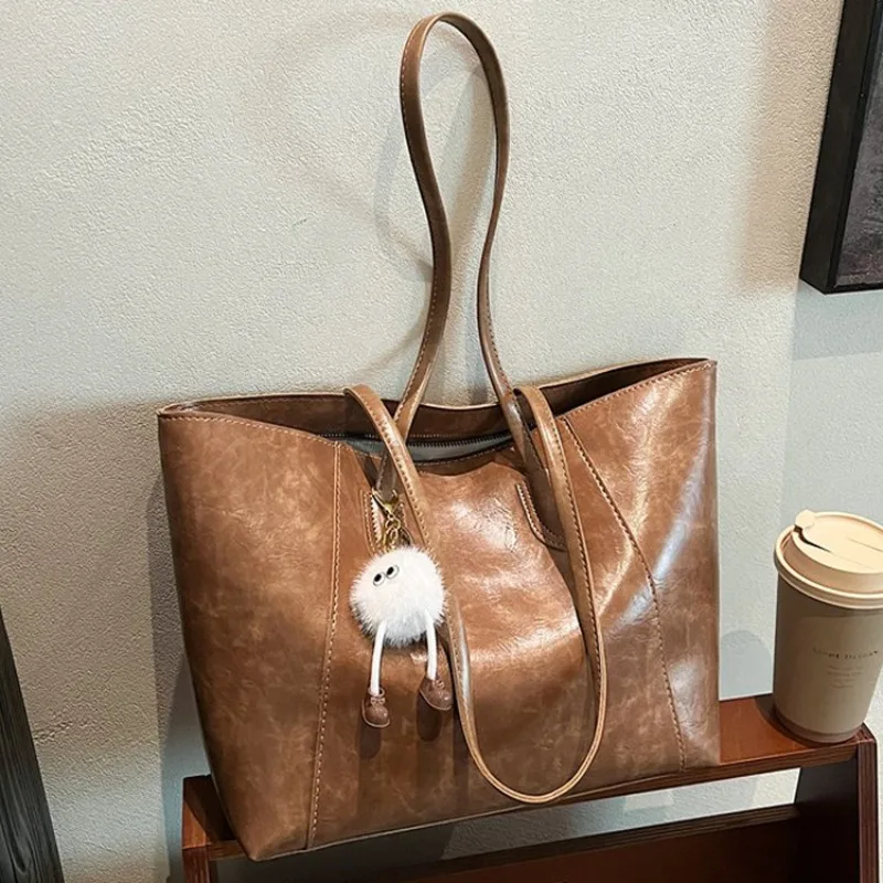 

Retro Ready Diaper Bag For Women Leather Crossbody Bag Luxury Vintage Tote Minimalist Designer Large Capacity Elegant