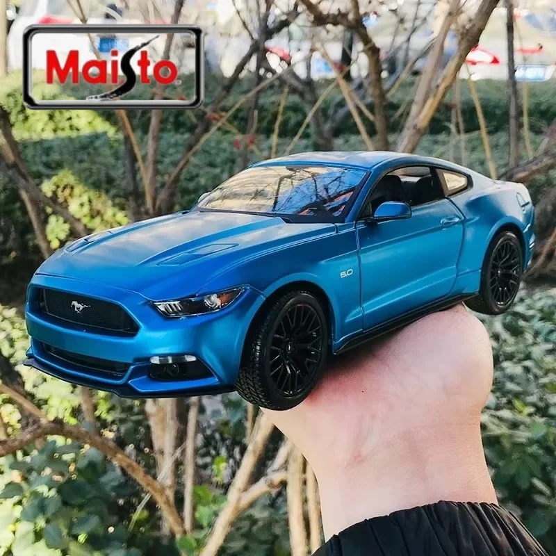 

Maisto 1:18 2015, Ford Mustang Gt, гоночный спортивный автомобиль, литая под давлением модель, из сплава, роскошная модель спортивного автомобиля, коллекция игрушек, подарки