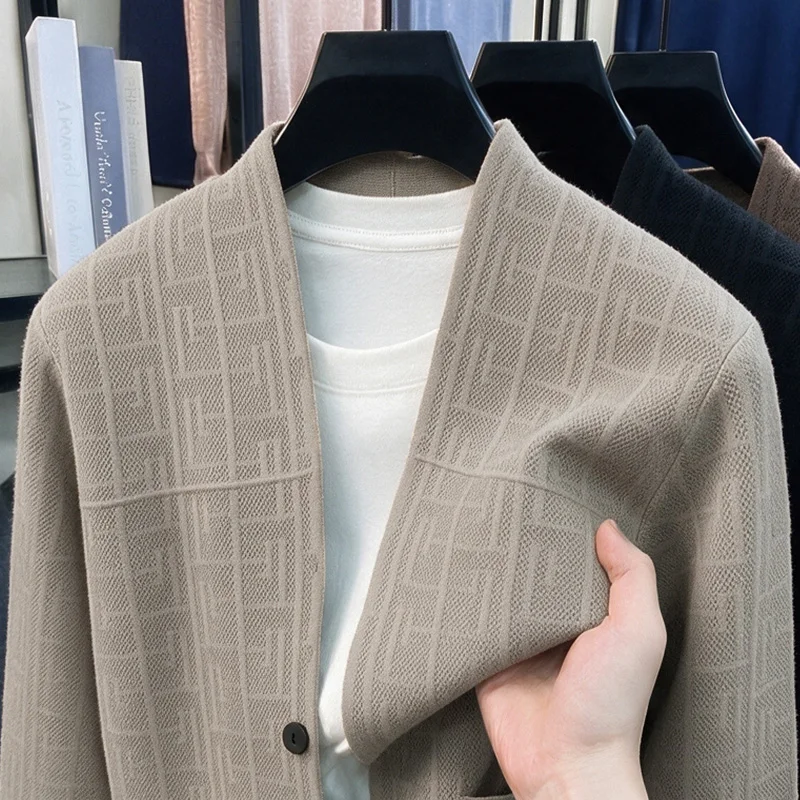 Personality jacquard design men's sweater cardigan high-end brand fashion new pocket comfort casual V-neck knitted shawl coat