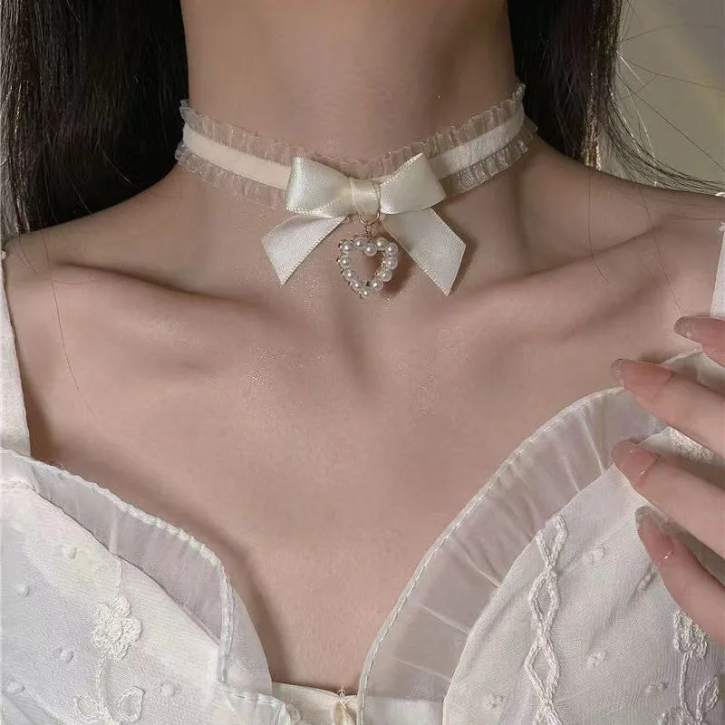 New Cute Collar Lolitas Handmade Vintage Lace Heart Choker For Women Gothic Bow Knot Necklace Girls Uniform Accessories