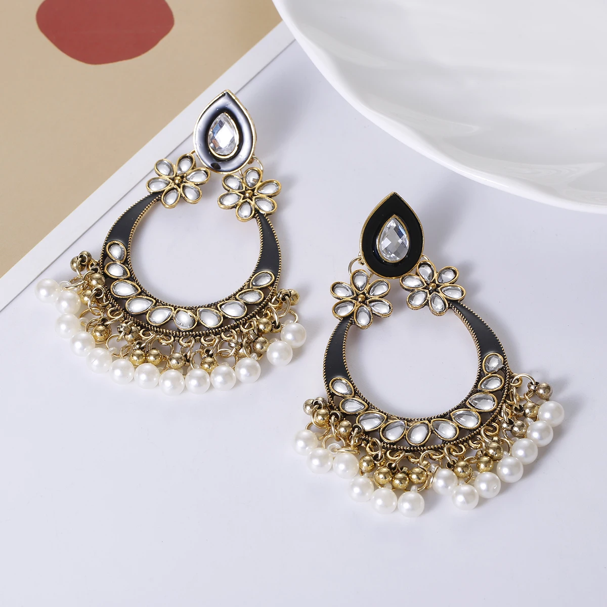 Ethnic Women Yellow Earrings Jhumka Indian Earrings Vintage Flower CZ Drop Earring Tassel Palace Orecchini Donna