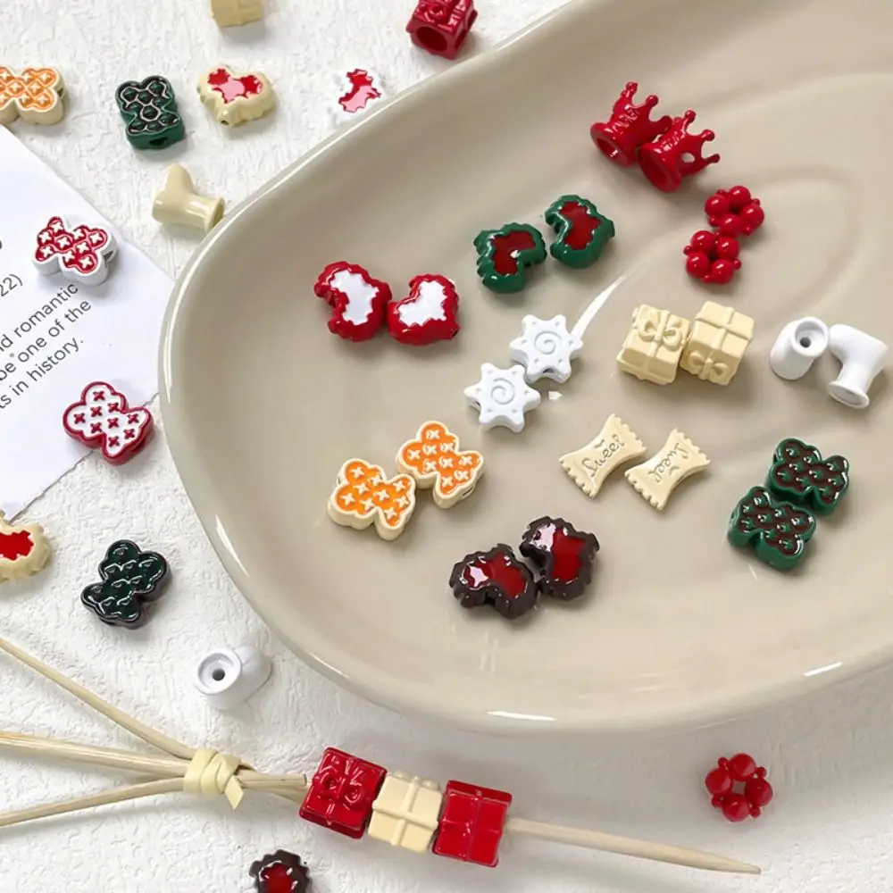 

5pcs/set Mini Christmas Gift Box Beads Christmas Series Colorful Christmas Pendant Charms Decroative with Hole