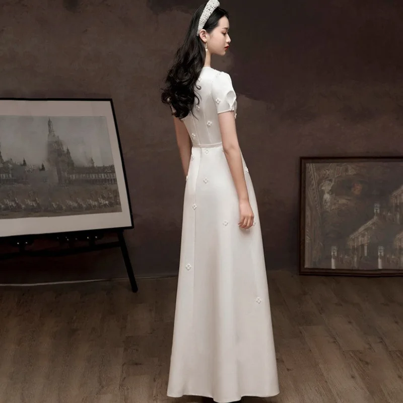 Elegante vestido de brinde de casamento verão branco com decote em v cetim vestidos de noite feminino simples manga curta a linha vestidos de baile