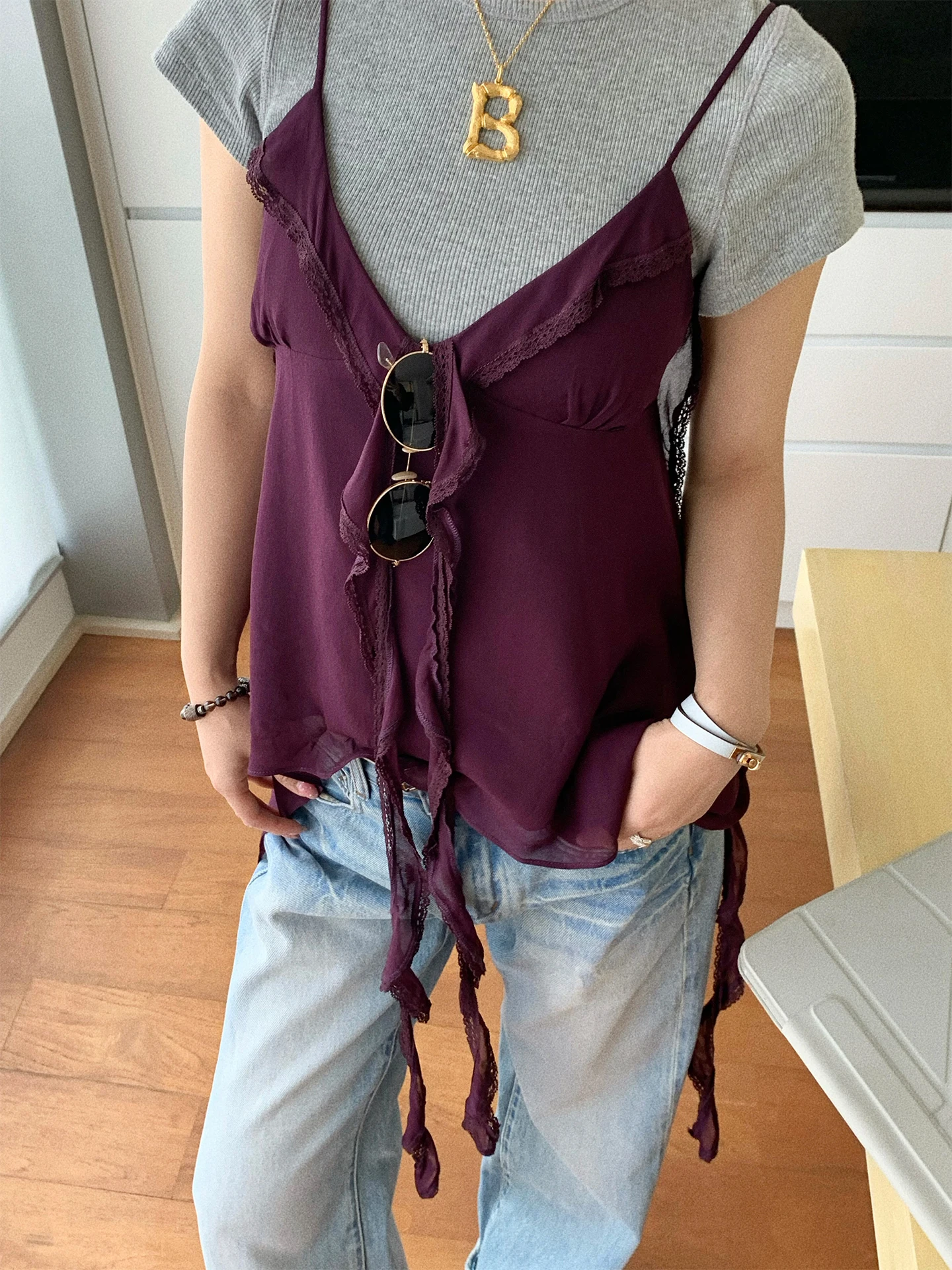 

Bluetique Wooden Ruffle V-Ne Strapl Women's Vest Top Faionable Outerwear Spring Season Regular Length