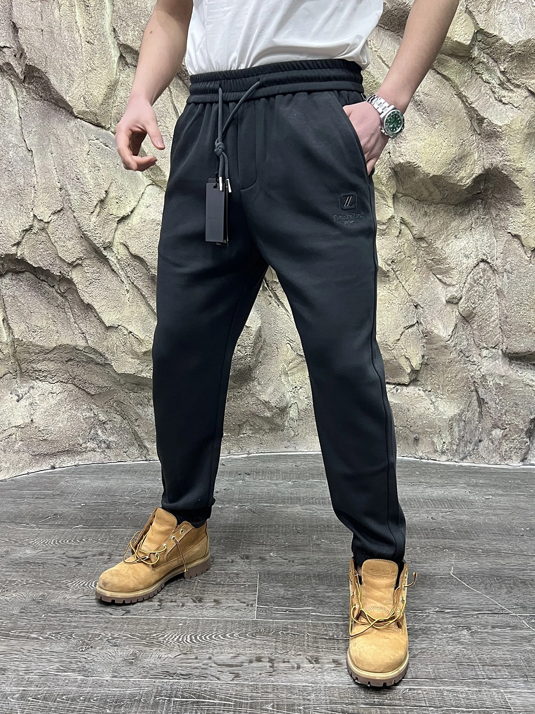 

Thiened Fabric Men's Winter Spor Casual Trousers Straight Leg Cuffed Sweatpants Comfortable Fit Youth Faion