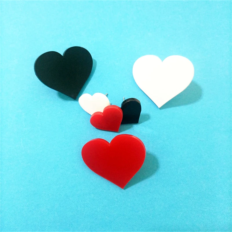 

KUGUYS Red Black White Heart Acrylic Stud Earrings for Women Girls Jewelry Classic Asymmetry Fashion Accessories