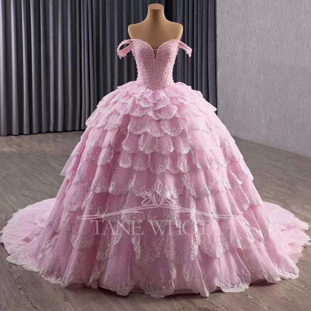 

Vintage Off-Shoulder Quinceanera Dress 15 Years Old Pink Prom Gown With Lace-Up Back Beading Sequined Sweetheart Tiered Design