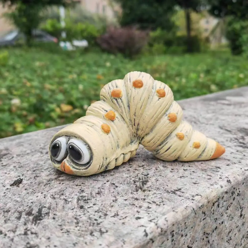 Outdoor Caterpillar Statue Decorative Ornament, Garden Worm Statue, Halloween Yard Decoration, Holiday Garden Decoration