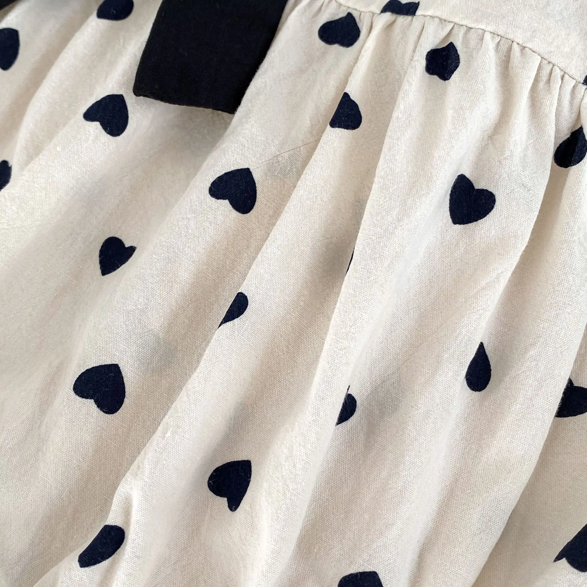 2026 Neues Frühlings-Schwesterkleid 2-6 Jahre Mädchen Partykleid Baumwolle Kinder Herzförmiges Kleid 0-24 Monate Baby Mädchen Kurzarm Bedruckter Strampler – Detail 16