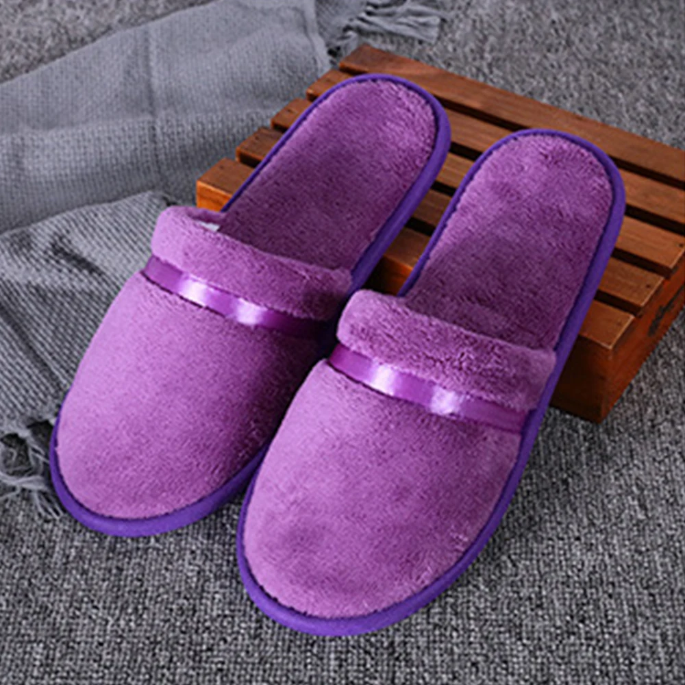 Disposable Slippers Hotel Guest Indoor Slippers Portable Fold Slippers Coral Fleece Simple Home Slipper For Men And Women 1Pair