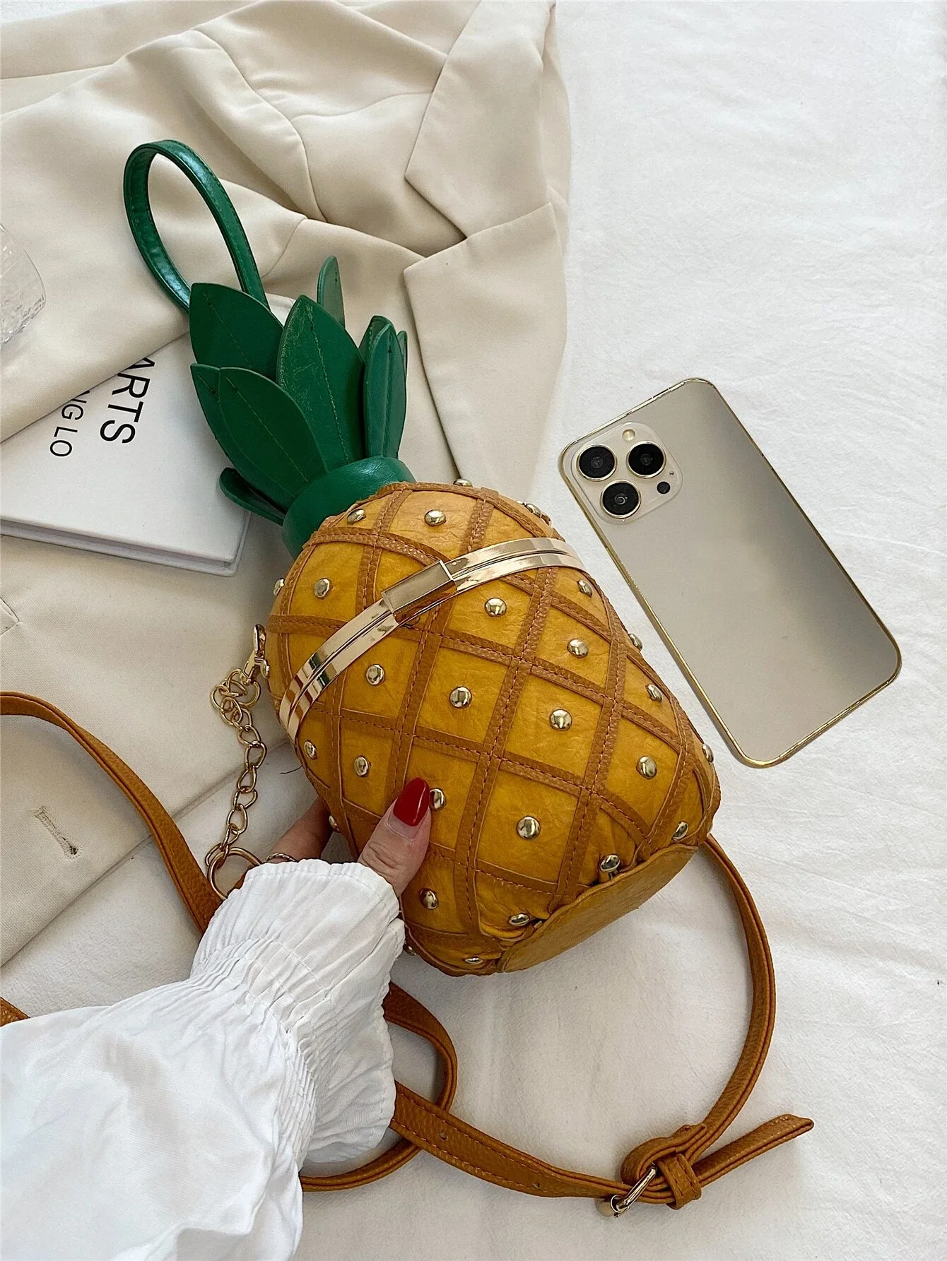 Pineapple-Shaped Crossbody Bag for Women PU Leather Rivets Chain Strap Shoulder Bag Tote Handbags