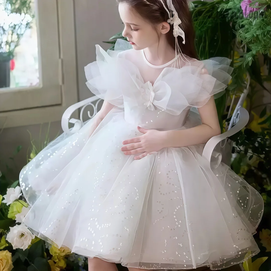 

Girls' White Wedding Gown A Fluffy Over-the-Knee Tulle Dress with Flutter Sleeves Elegant Flower Girl Gown