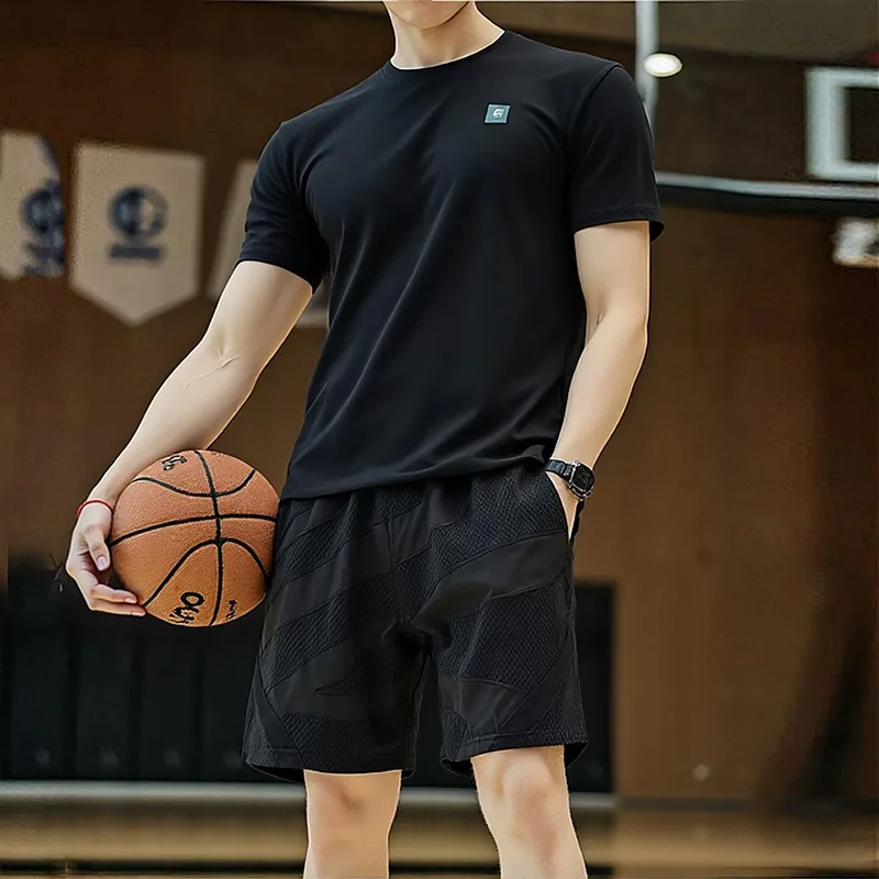 

Under Armour Men's short-sleeved T-shirt for casual wear, cool and breathable, suitable for running, model number 6007302-001