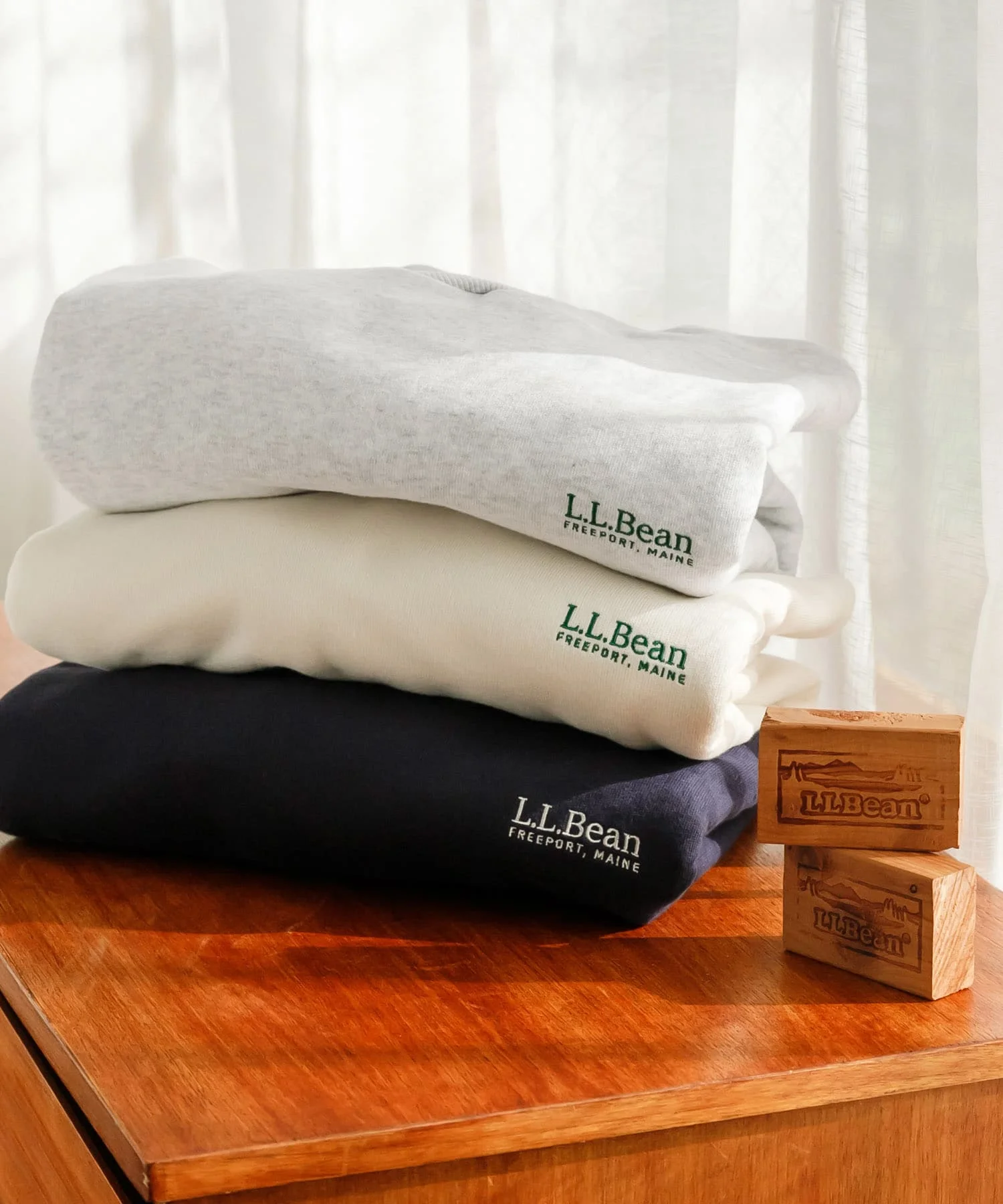 LLBEAN ريترو طوق القلب المطرزة تسمية بسيطة للجنسين بلوزة من الصوف الخامس الرقبة أنماط أخرى مجموعة ربيع 2024