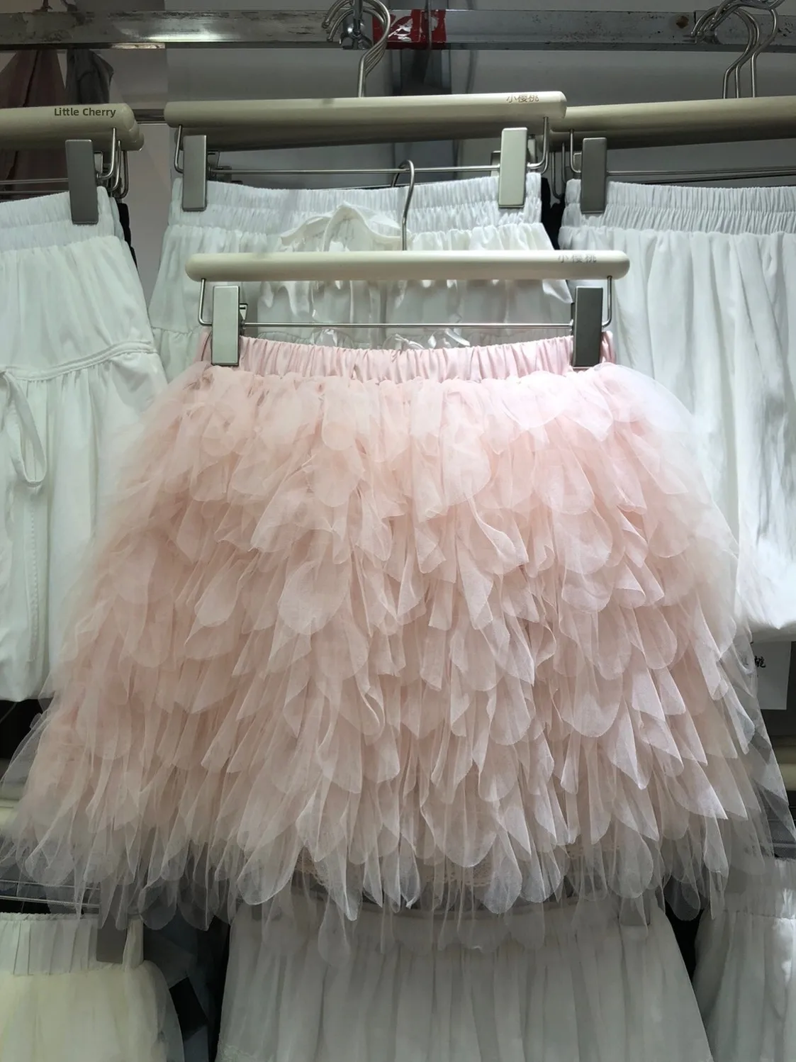 

Новая женская многослойная юбка-полусолнце из фатина в нежном стиле, весна-лето 2026, с завышенной талией, утягивающая, пышная