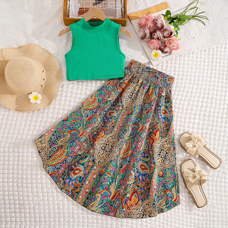 Frühling und Sommer Neues Mädchen-Set im Boho-Ethno-Stil mit Bedrucktem Halbrock und Lässiger Ärmellosem Oberteil