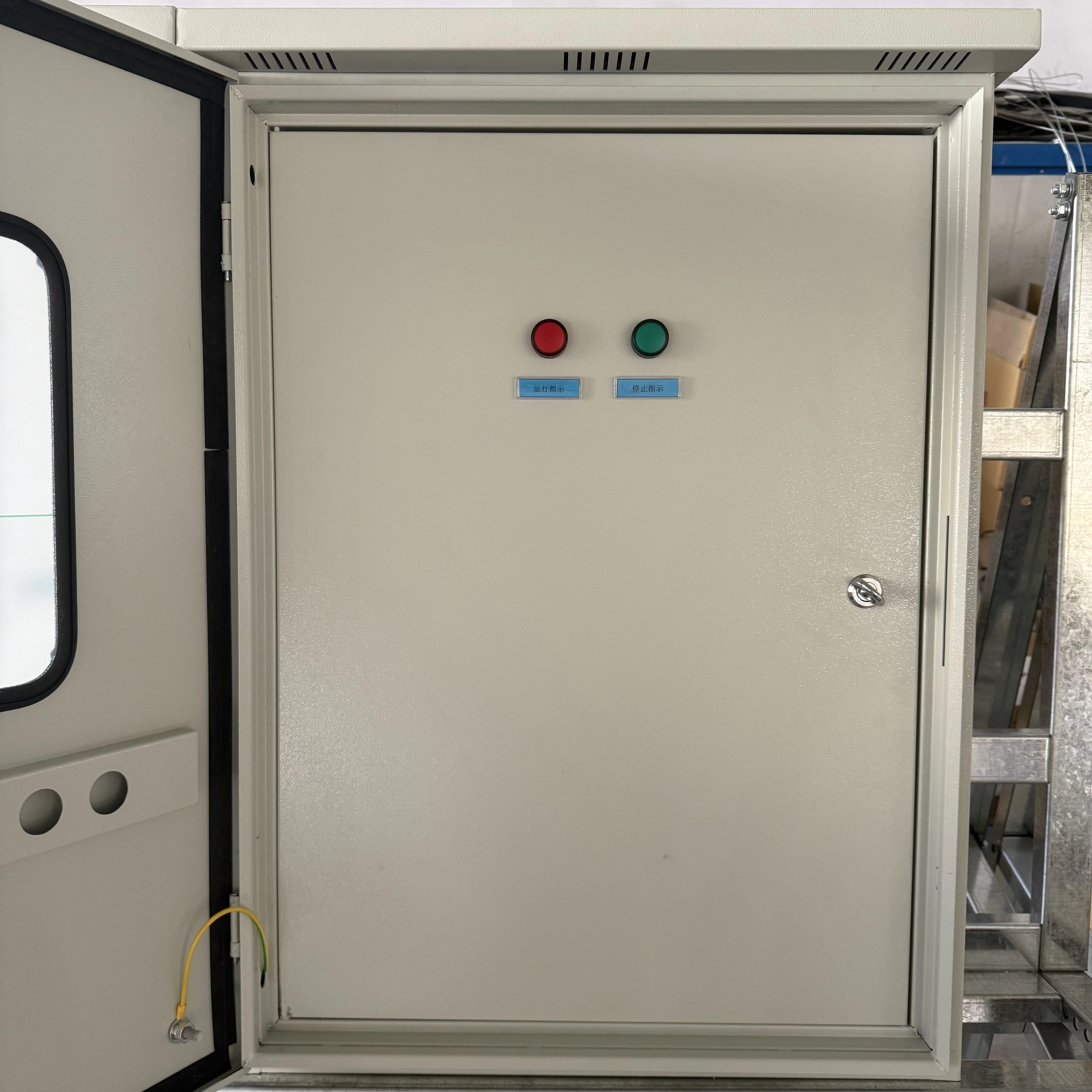 Industrial Low Voltage Distribution Cabinet Dual Layer Control Panel with Circuit Breaker Protection IP54 Power Box