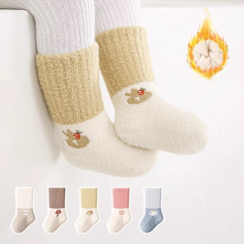 5 أزواج من جوارب الأطفال للخريف والشتاء من الصوف السميك بألوان متباينة جوارب متوسطة الأنبوب للأولاد والبنات لحديثي الولادة