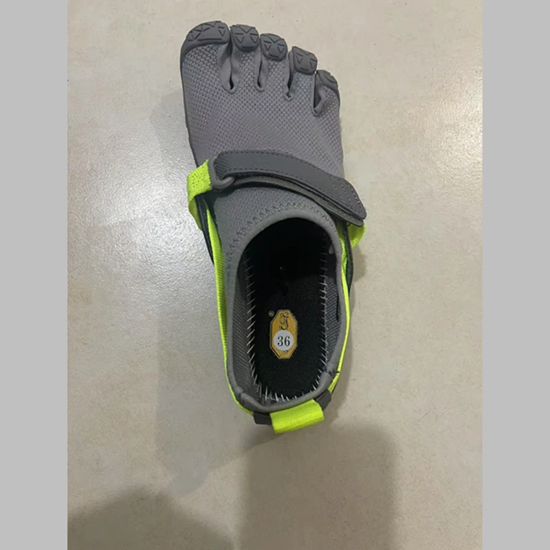Hot sale neutral summer essential comfortable lightweight high quality new wear-resistant weightlifting training shoes