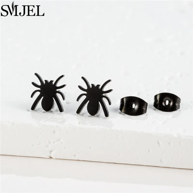 Punk Black Spider Stainless Steel Stud Earrings for Women Men Personality Spider Web Earings Halloween Piercing Jewelry 2024