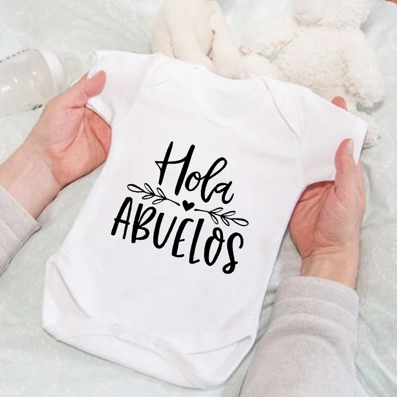 Hola Abuelos estampado español abuelos anuncio de embarazo mono recién nacido lindo ropa infantil de una pieza mono de bebé regalo