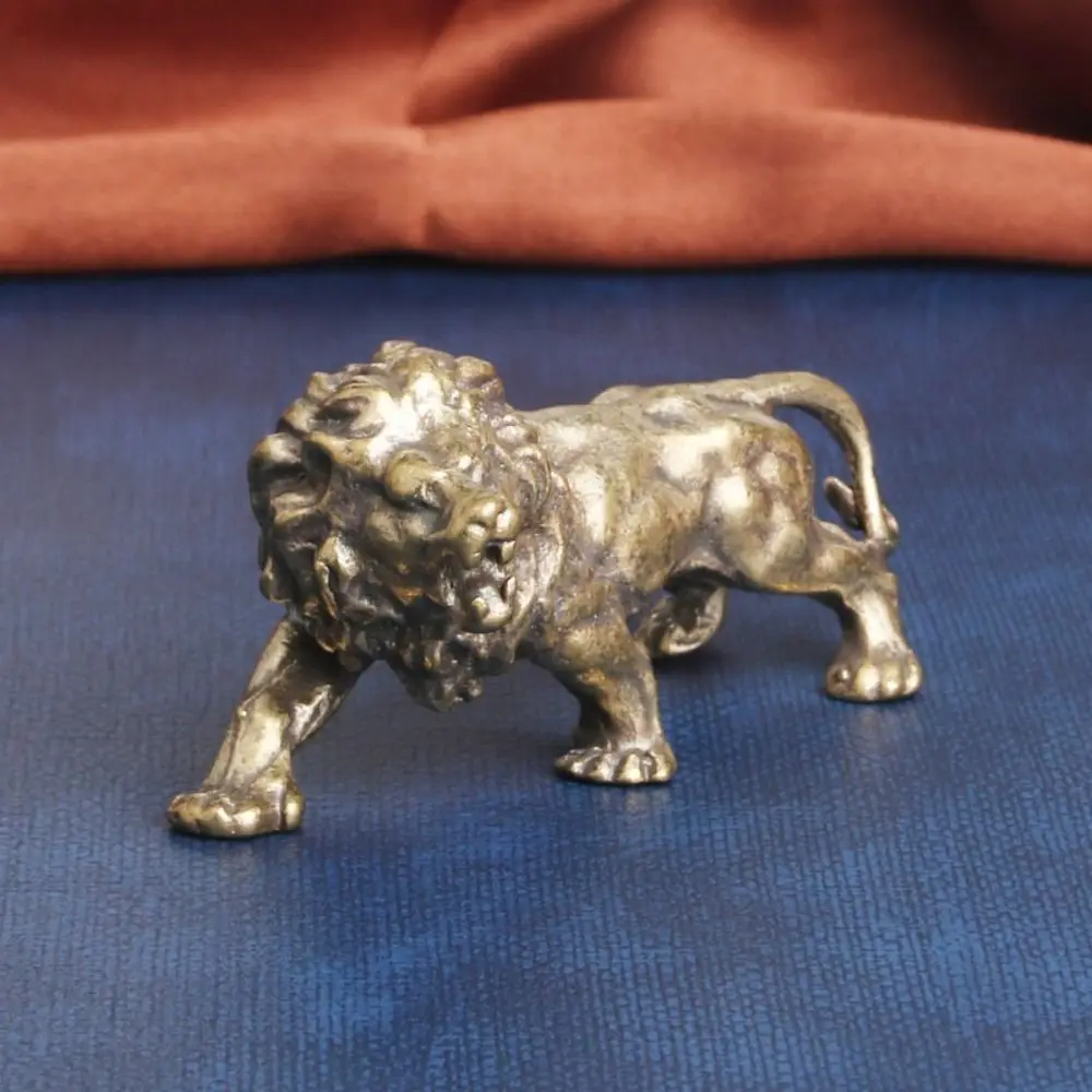 Small Lion Statue Easy to Clean Lion Shape Pure Copper Antique Lion Ornaments Copperware Brass Lion Sculpture Home Decor